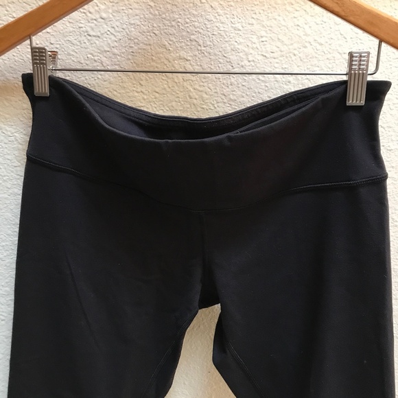 Lululemon Wunder Under III Crop. Black Size 10. Mid-rise. NWT - Picture 6 of 10